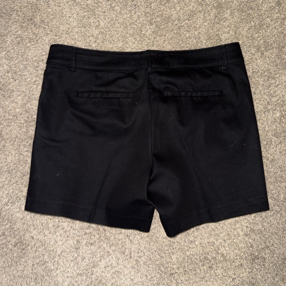Isaac Mizrahi Black Women's Shorts with Blue Waistband Accent - Picture 2 of 4